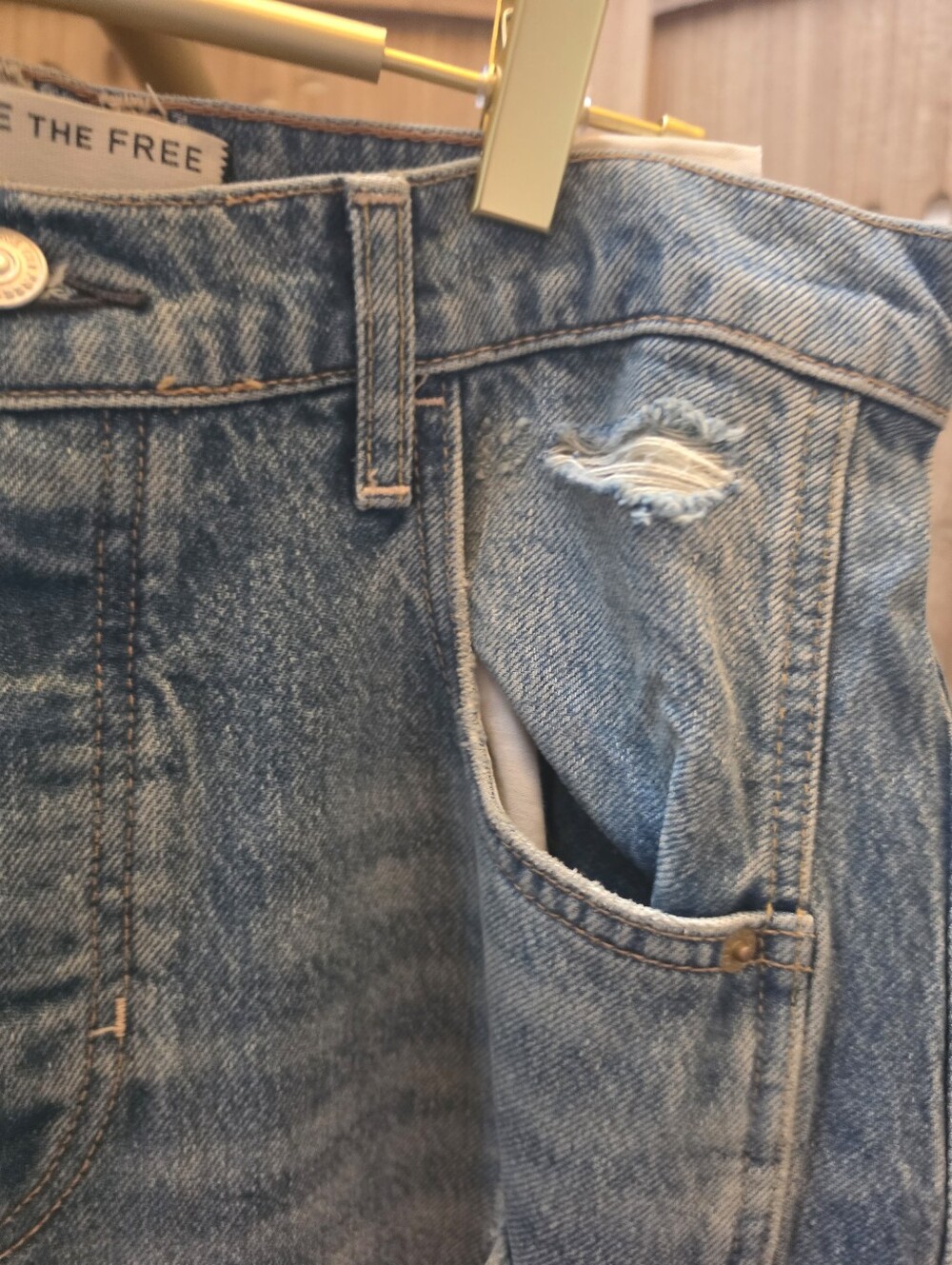 NWT We The Free Good Luck Mid Rise Barrel Jeans in 100 Years - Picture 8 of 14
